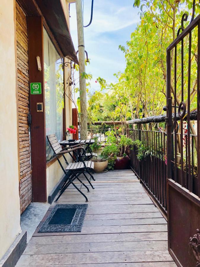 Trieste Neve Tzedek Boutique Suites Tel Aviv Buitenkant foto