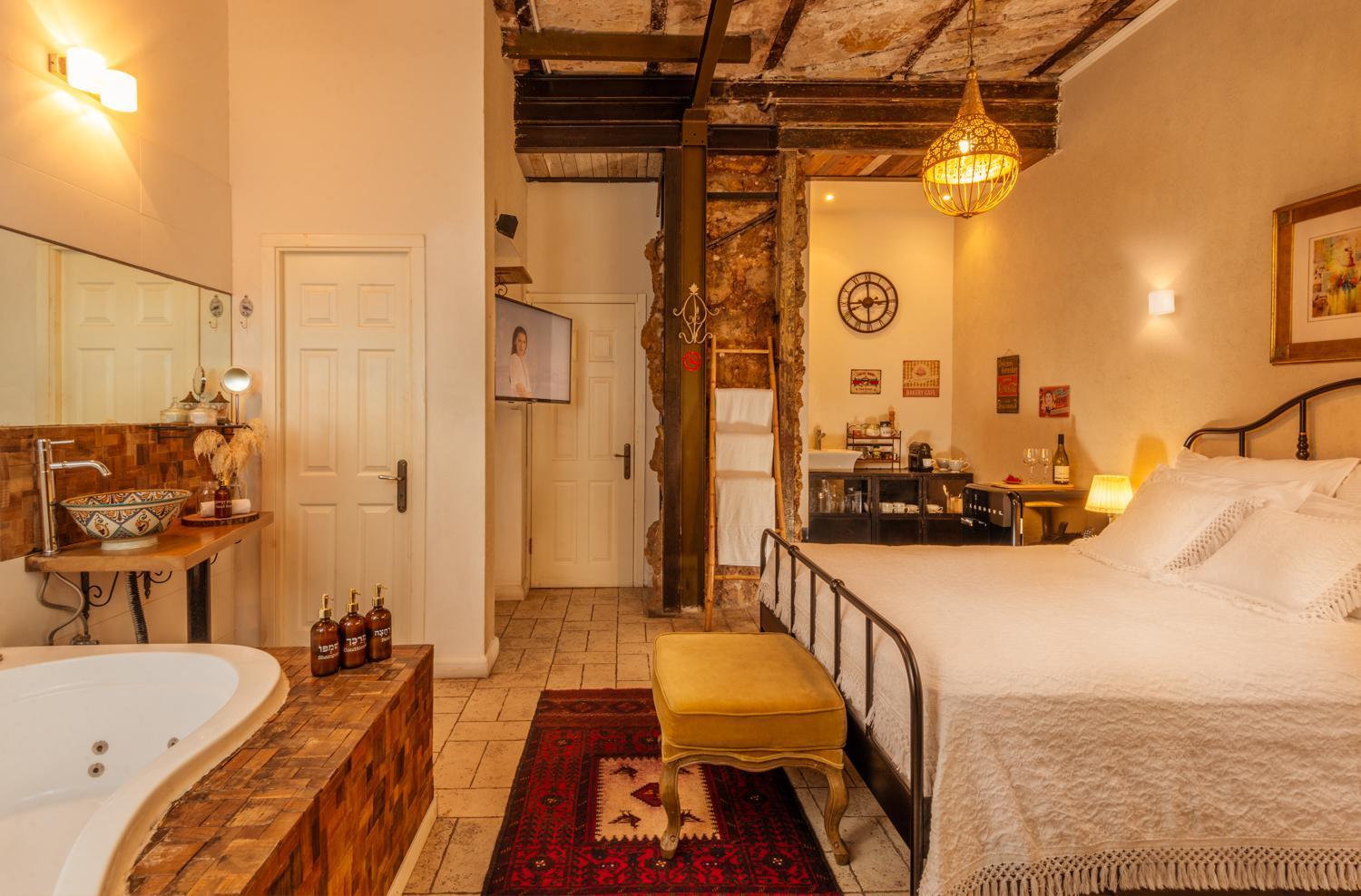Trieste Neve Tzedek Boutique Suites Tel Aviv Buitenkant foto