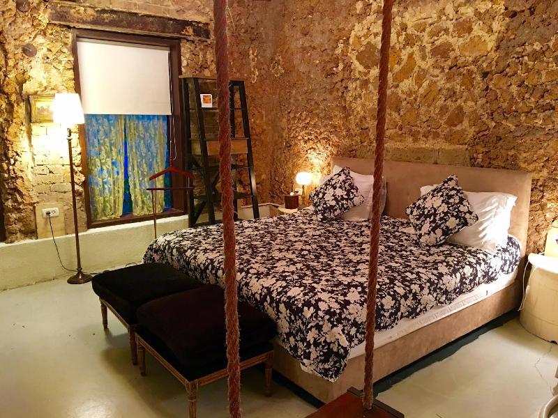Trieste Neve Tzedek Boutique Suites Tel Aviv Buitenkant foto